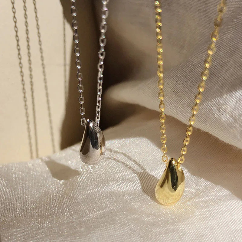 Water Droplet Pendent Necklace