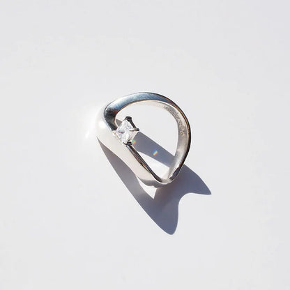 Wavy Zircon Ring