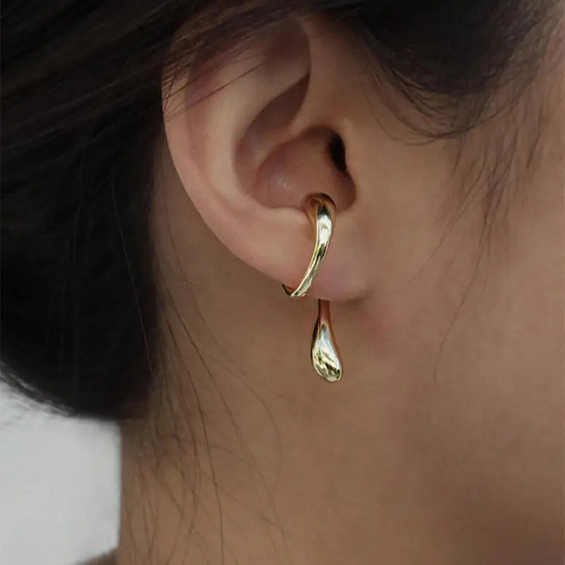 Molten Drop Earcuff